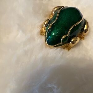 Estee Lauder Emerald Green and Gold Frog compact solid perfume